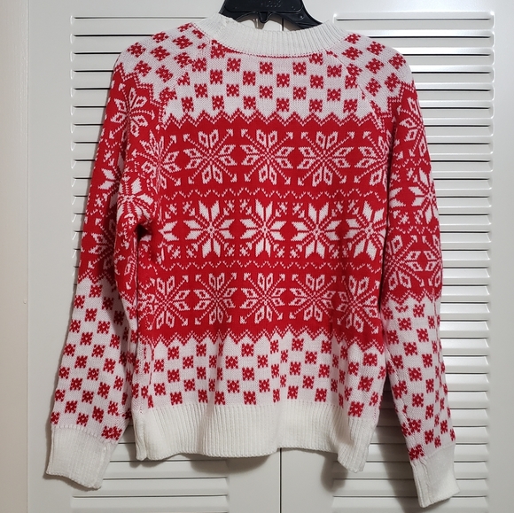 NWOT Christmas snowflake sweater - Picture 4 of 4